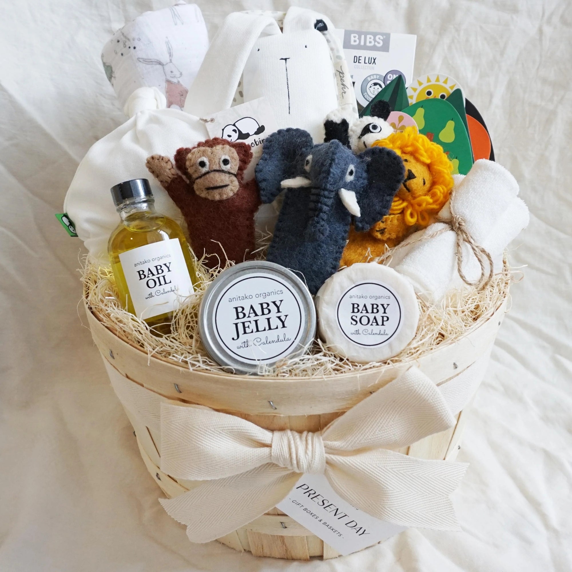 The "Little Dreamer" Organic & Playful Baby Gift Basket
