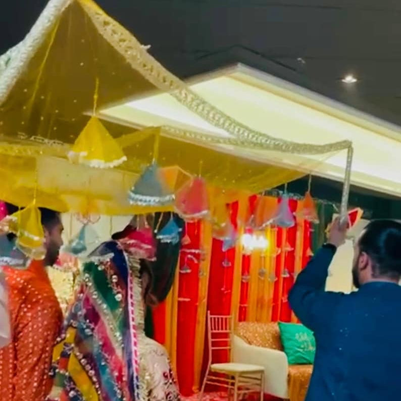 Bridal Entry dopata for Mehndi event